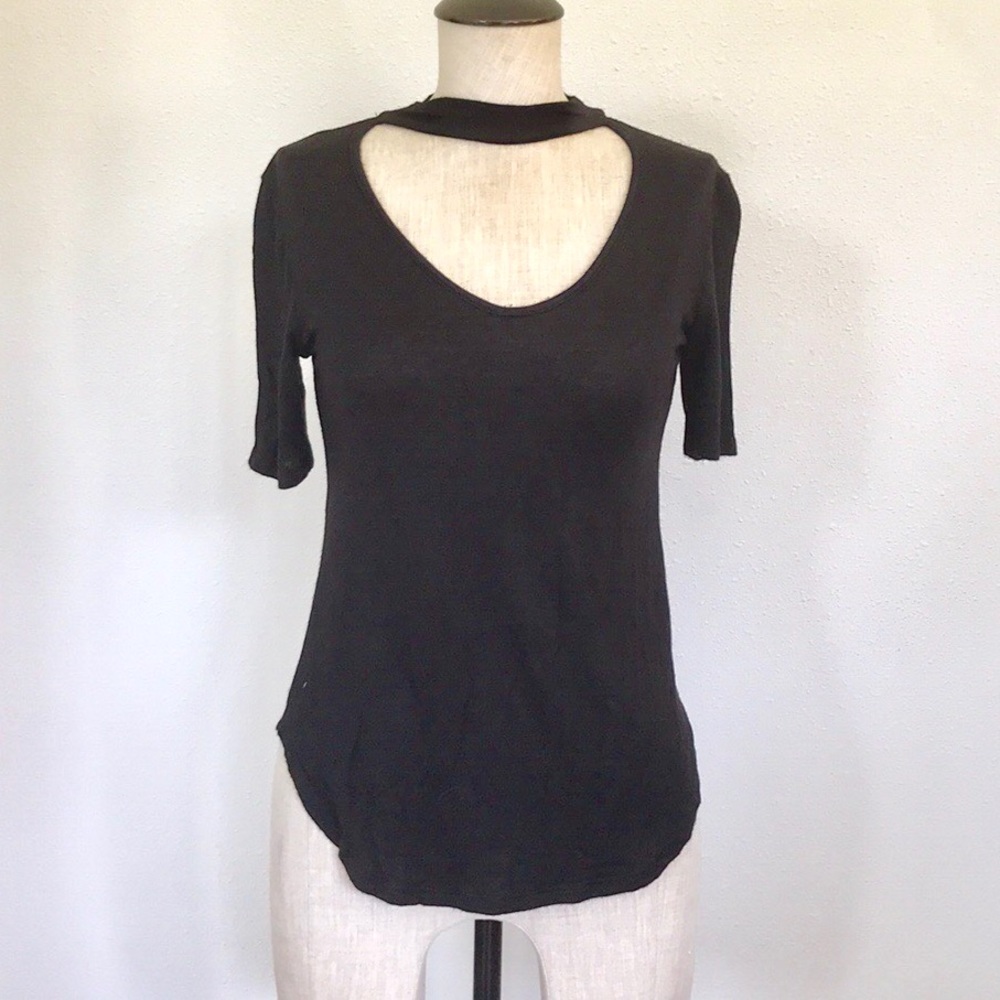 Ambiance Women’s XS Black Soft Top
